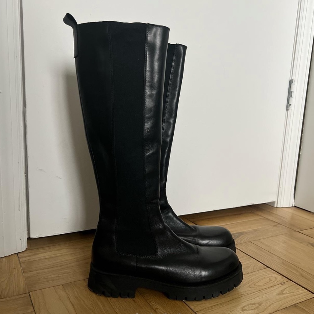 JONAK LUG SOLE PLATFORM BOOTS